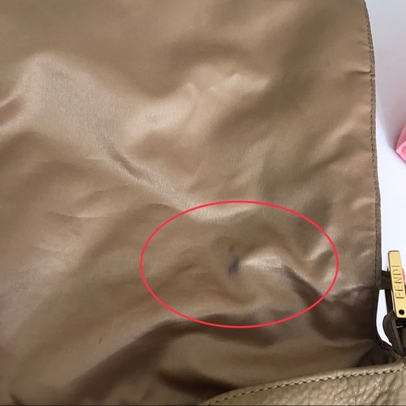 ❌❌🌺FENDI Soft Leather Shoulder Bag 💼 - Picture 15 of 16